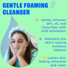 Aplicación suave del limpiador espumoso en la palma para piel sensible