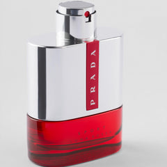 Prada Luna Rossa Sport, caja regalo, presentación sofisticada para regalo personal.