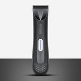 Predyee Manscape Trimmer en la ducha IPX7 para un cuidado cómodo.