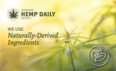 Texture onctueuse de la crème intensive Premium Hemp Daily Lavande
