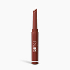 PrimeLip de PRIME PROMETICS barra-labios 3-en-1 para labios maduros con color suave.