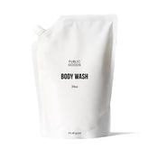 Public Goods Douche: bouteille prête à l’emploi, hydratation douce et rafraîchissante.