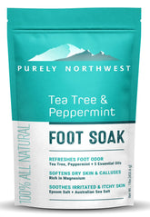Purely Northwest Tea Tree Foot Soak en botella, aroma natural para pies relajados.