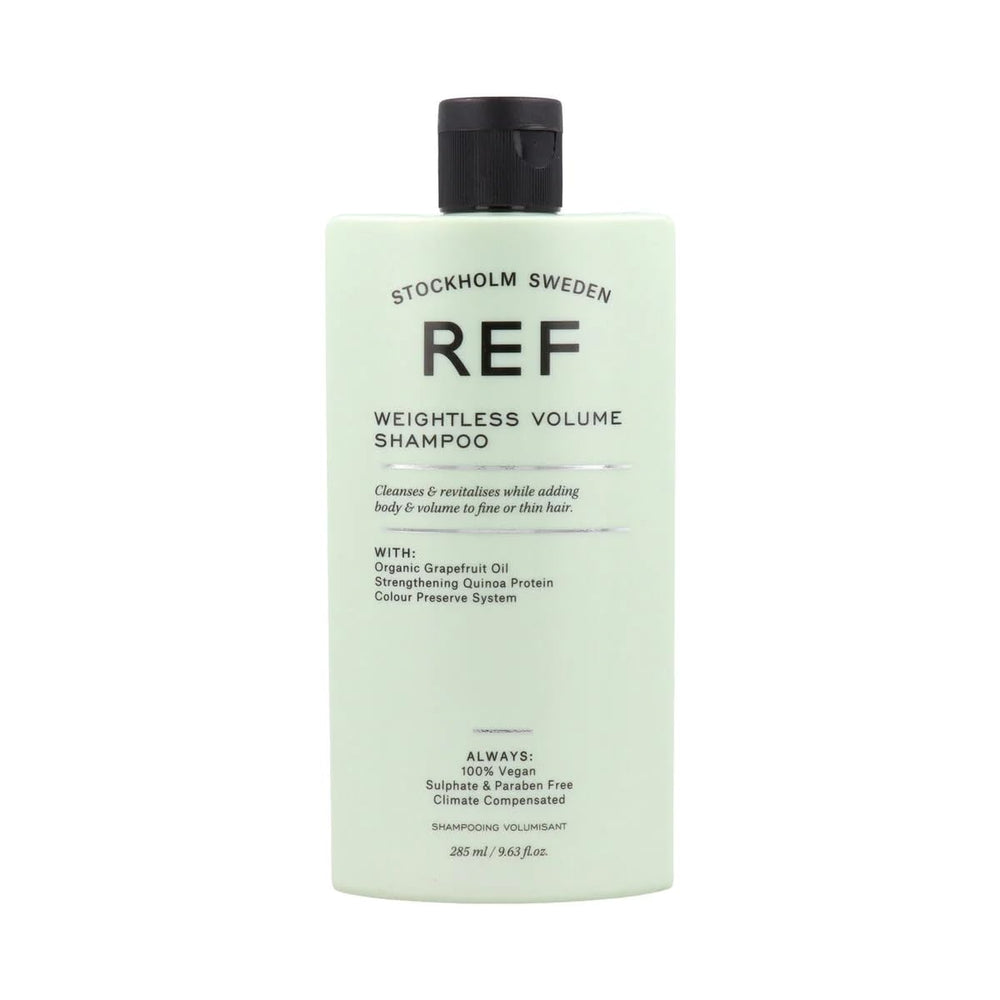 REF Champú de Volumen Ligero: cuerpo sostenible y brillo al verter.