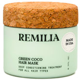 Remilia Hair Mask botella y aplicación suave para brillo instantáneo