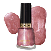 Esmalte REVLON Super Lustrous Deseable en botella, brillo intenso y color duradero.