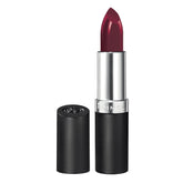 Rimmel labial de acabado duradero tono rojo 500, color duradero para todo el día.