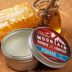 Base de agua facilita el lavado al final del día con la pomada Rocky Mountain Barber Company