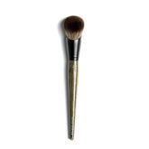 Pincel C42 de Rose and Ben Beauty, acabado suave y uniforme.