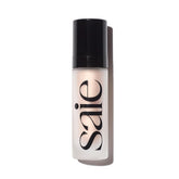 Saie Glowy Super Gel en aplicación suave para brillo inmediato
