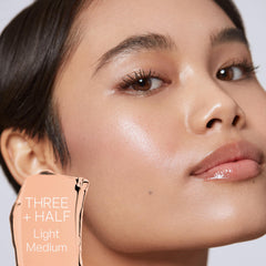 Saie Slip Tint textura brillo aporta aspecto natural al rostro.