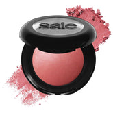 Saie SuperSuede Baked Blush: aplicación suave en mejillas para difuminado natural.