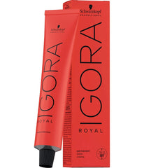 Schwarzkopf Igora Royal 9-4 en cabello: tono claro beige con brillo.