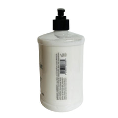 Scottish Fine Soaps Au Lait Locion Corporal, textura cremosa para piel suave y nutrida.