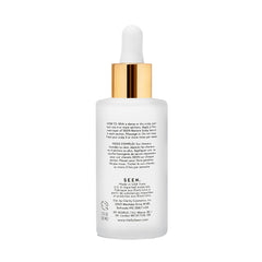 Aplicación de SEEN Restore Serum en el cuero cabelludo, sensación ligera y calmante.