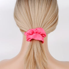 Semato scrunchies satinados rosa fucsia para damas de honor, regalo práctico y elegante.