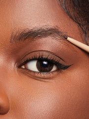 SHEGLAM Insta-Fill: ingredientes activos antiinflamatorios para cejas limpias.