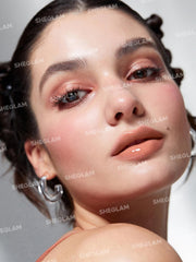 SHEGLAM PoutPerfect: aplicación suave para labios definidos.