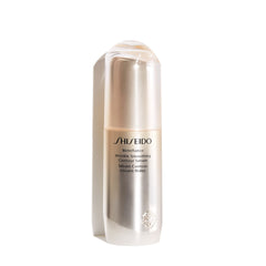 Shiseido Benefiance serum contorno arrugas, botella de 30 ml, ayuda a suavizar líneas.