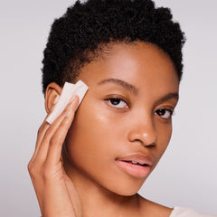 Shiseido Eudermine essencia activa frasco de diseño que inspira rutina diaria