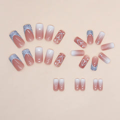 Lima mini de uñas incluida para un ajuste cómodo.
