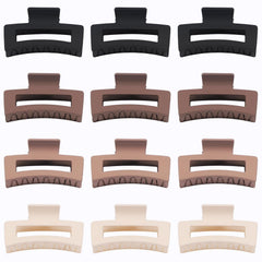 Pinza Sisiaipu en negro mate para cabello grueso y fino, sujetando con facilidad.