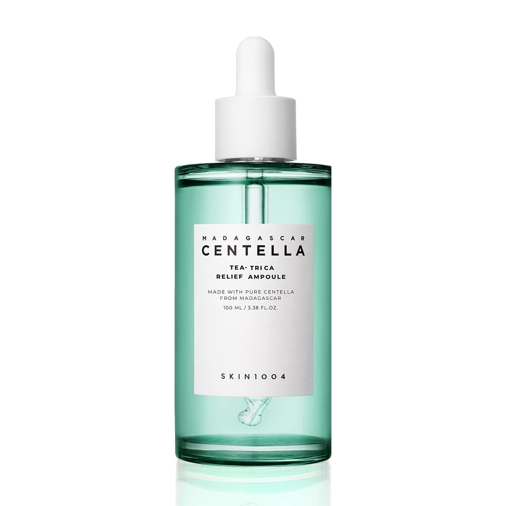 SKIN1004 Tea-Trica Relief Ampoule muestra la botella y gotas para hidratación suave