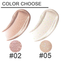 SUake sombra líquida con brillo iridiscente para looks vibrantes