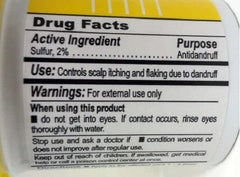 Acondicionador Sulfur 8, aplicación en manos para calmar la irritación.