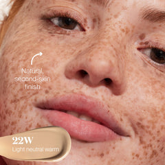 Protec(tint) de Supergoop! aplicación con dedos para piel suave.