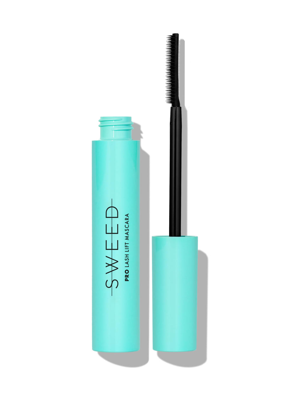 Mascara SWEED Lash Lift avec brosse mince atteignant les racines pour un lift précis