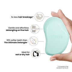 Tangle Teezer Original Detangler con diseño en palma para control.