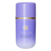 Tatcha hidrata con leche ligera para piel suave y brillo natural.