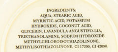 Presentación de 150 g con aroma lavanda, ideal para ritual de afeitado relajante.