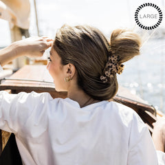 Pasador Teleties para cabello grueso, ideal para diversas texturas.