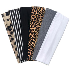 Diadema TERSE con estampado leopardo para un look atrevido y cómodo todo el día.