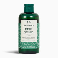 The Body Shop Tea Tree Skin Clearing Facial Wash limpia la piel grasa y purifica el rostro.