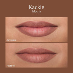 Nutrición labial con aceite vegetal y manteca de karité para labios suaves.