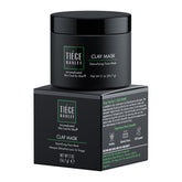 Tiege Hanley mascarilla arcilla desintoxicante para hombres limpia profundamente y controla brillos.