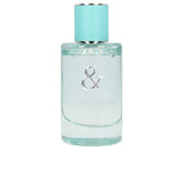 Tiffany Love de Tiffany & Co.: botella closeup, aroma floral para ocasiones especiales.