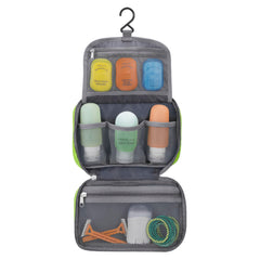 Travelon kit de baño colgante compacto con bolsillos de malla para ver todo.