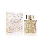Tru Fragrance Beauty Lace, frasco de perfume en primer plano, diseño elegante para uso diario.