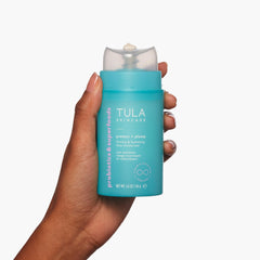 TULA Protect + Plump aplicación diaria para rutina de cuidado sencilla.