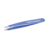 Pinzas Tweezerman Mini Slant con puntas alineadas para cejas con precisión