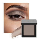 UCANBE Misty Taupe paleta de sombras compacta para retoques rápidos.