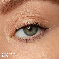 URBAN DECAY Ombre à paupières 24/7 Single fini matte pour style neutre et sophistiqué.