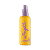 Urban Decay All Nighter : bouteille hydratante à la vitamine C pour un teint frais.
