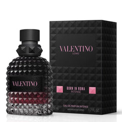 Valentino Uomo Born In Roma Intense, botella-atomizador: aroma duradero para ocasiones especiales