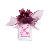 Vera Wang Love Struck, botella elegante para ocasiones especiales.