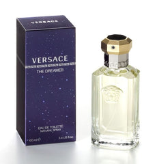 Versace Dreamer: etiqueta visible que refuerza la marca.